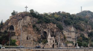 Statyn längst upp till höger. Dit upp gick vi.